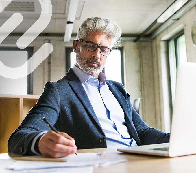 Analysts & consultants firms
